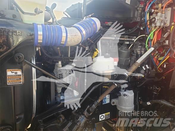 Kenworth T680 وحدات الجر