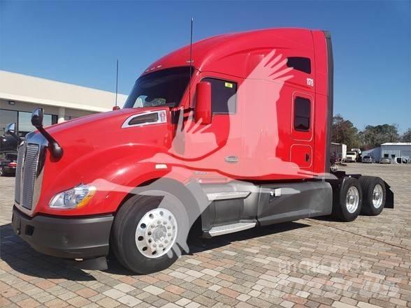 Kenworth T680 وحدات الجر
