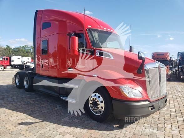 Kenworth T680 وحدات الجر