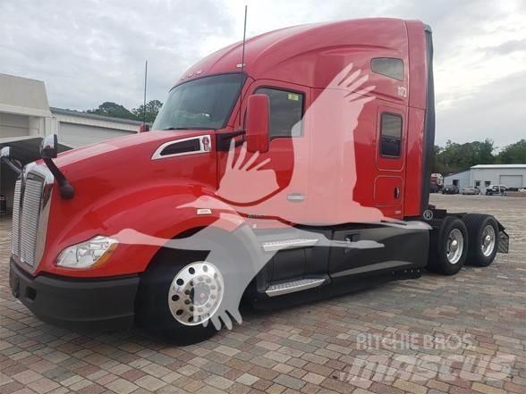 Kenworth T680 وحدات الجر