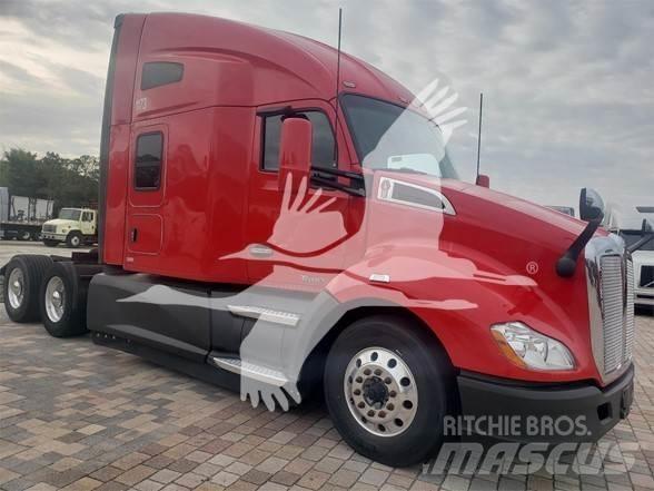 Kenworth T680 وحدات الجر