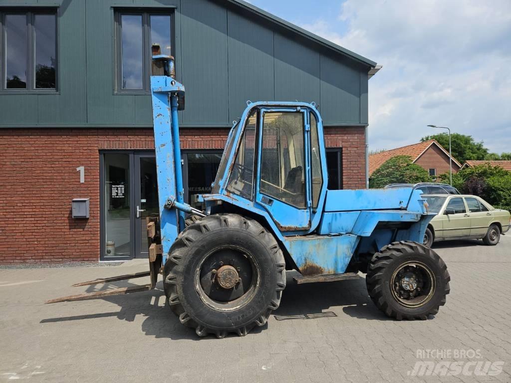 Manitou M430CP شاحنات الديزل