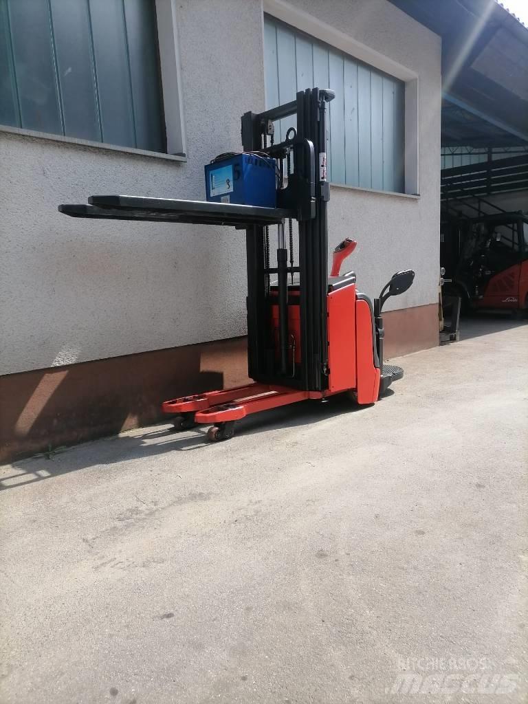 Linde L16i-AP-372 رافعة منخفضة المستوى ذات منصة