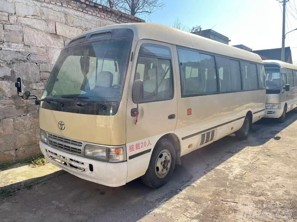 Toyota Coaster حافلة داخل المدينة