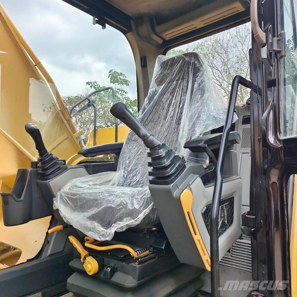 CAT 330 GC حفارات زحافة