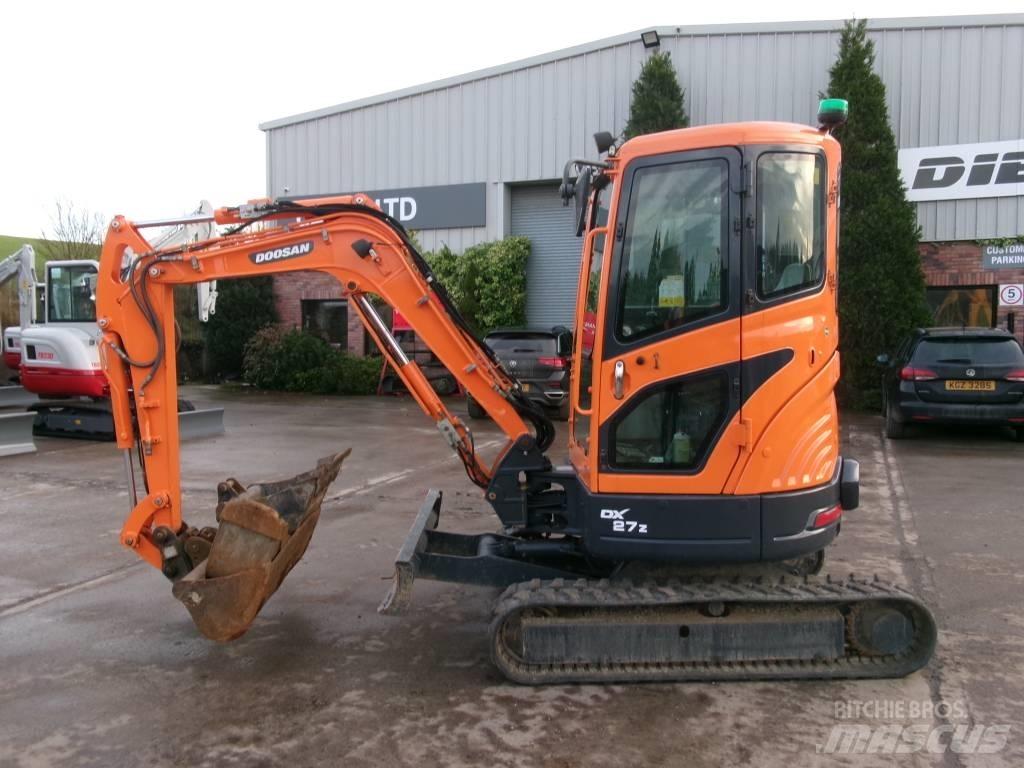 Doosan DX 27 Z حفارات صغيرة أقل من 7 طن (حفارات صغيرة)