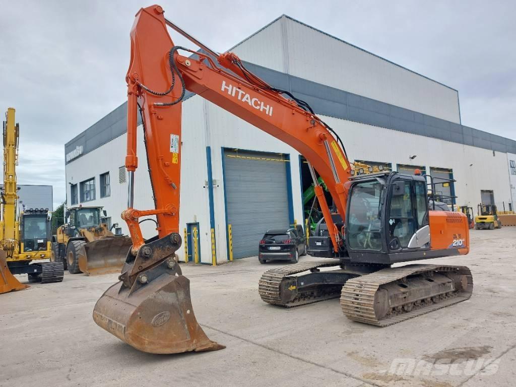 Hitachi ZX210LC-6 حفارات زحافة