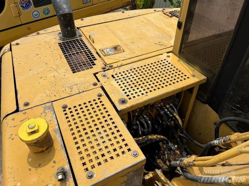 CAT 307 حفارات زحافة