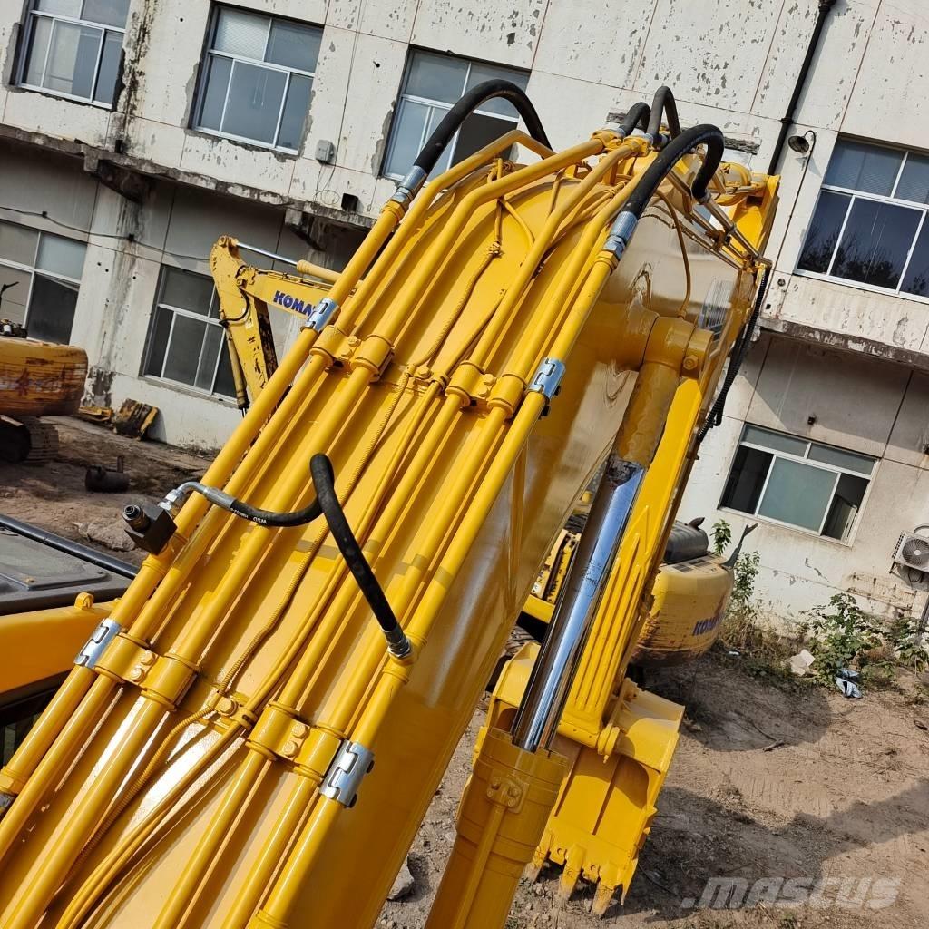Komatsu PC 300 LC حفارات زحافة