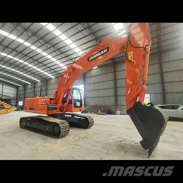 Doosan DX 225 LC حفارات زحافة