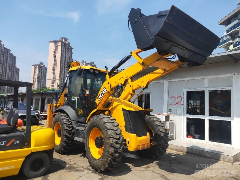 JCB 4CX لوادر ذات جرافات عكسية