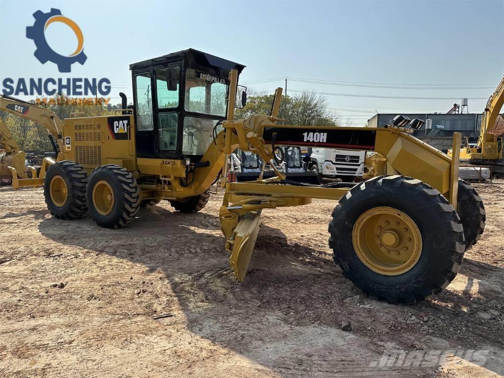 CAT 140 H معدات تمهيد الطرق