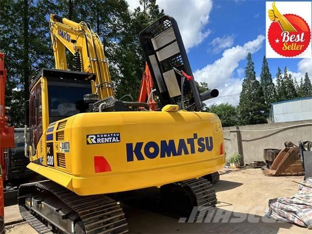 Komatsu PC 200-8 حفارات زحافة