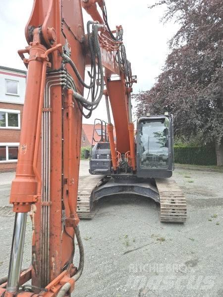 Hitachi ZX 210 LC-6 حفارات زحافة