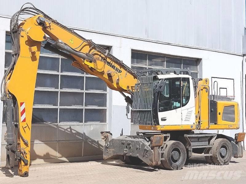 Liebherr LH 24 مناولات المخلفات / مناولات صناعية