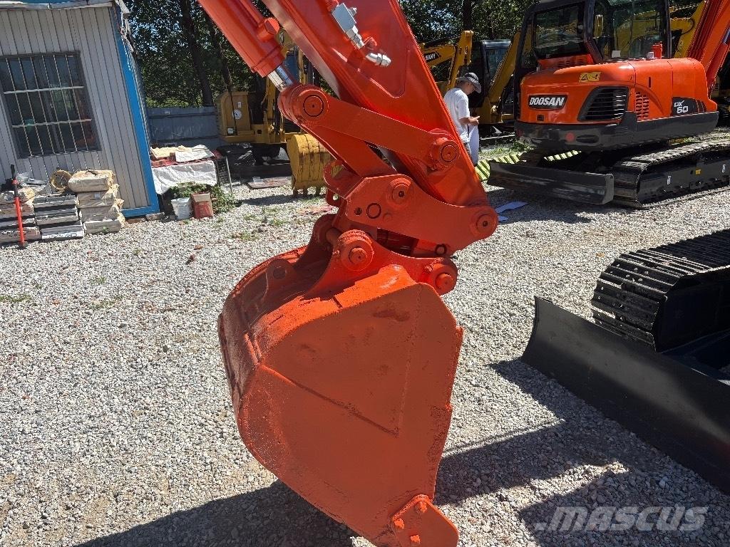 Hitachi ZX 70 حفارات صغيرة أقل من 7 طن (حفارات صغيرة)