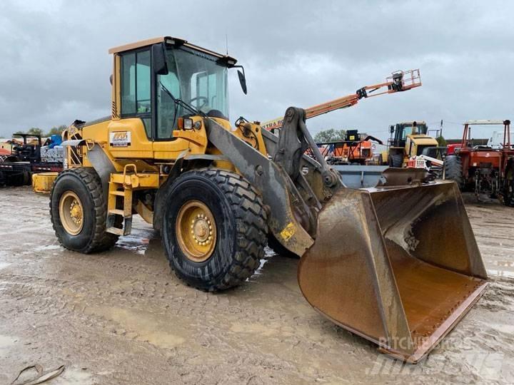 Volvo L70F لوادر بعجل