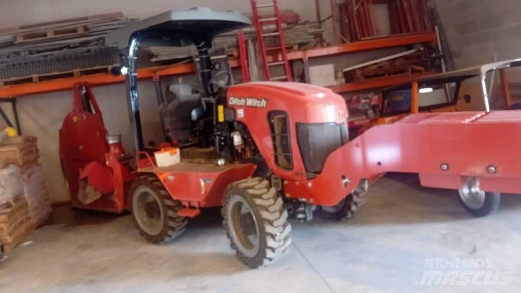 Ditch Witch RT 70 ماكينات حفر خنادق