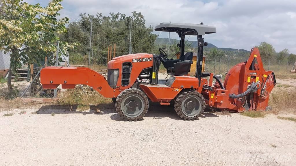 Ditch Witch RT 70 ماكينات حفر خنادق
