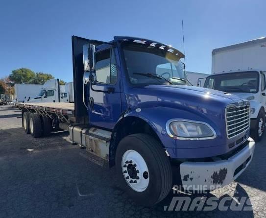 Freightliner M 106 شاحنات مسطحة/مفصلية الجوانب
