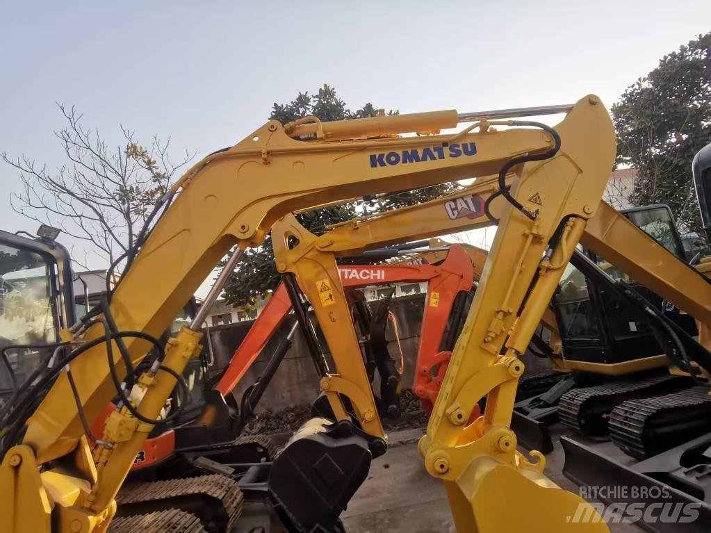 Komatsu PC 55 MR حفارات صغيرة أقل من 7 طن (حفارات صغيرة)