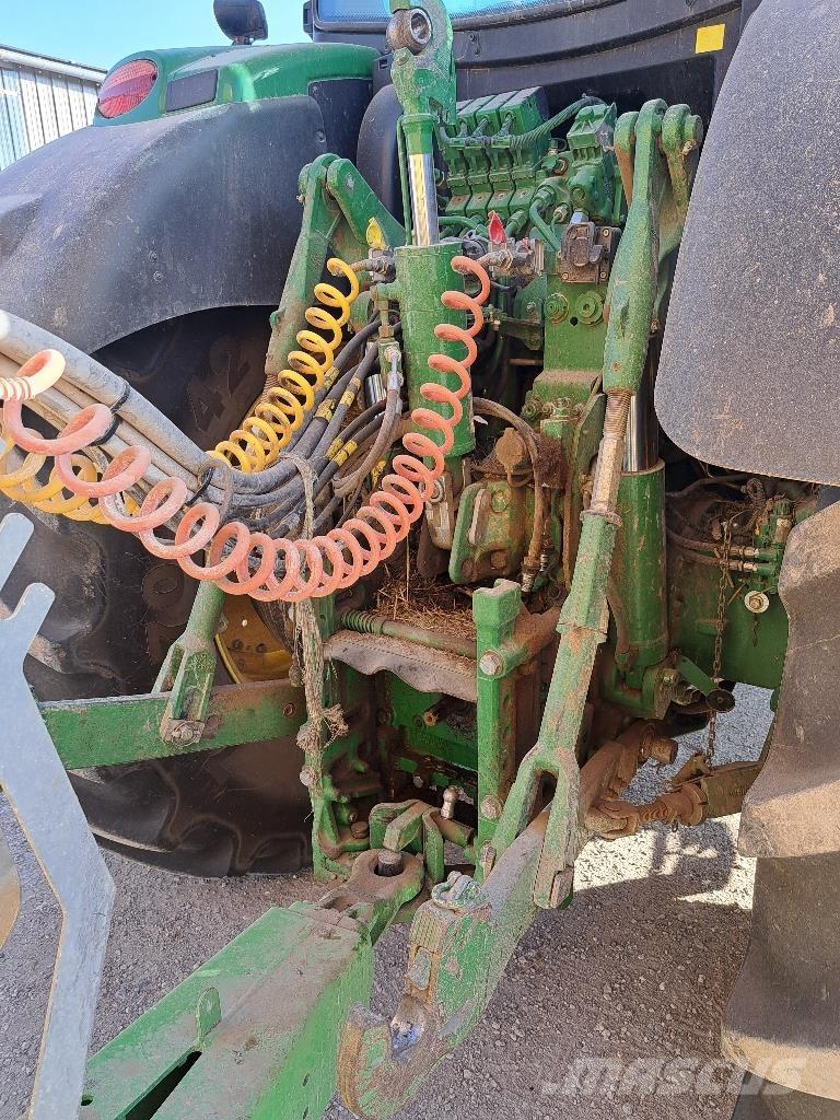 John Deere 6195R الجرارات