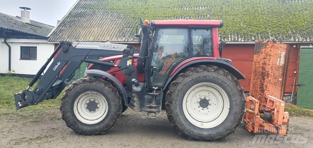 Valtra N 123 H5 الجرارات