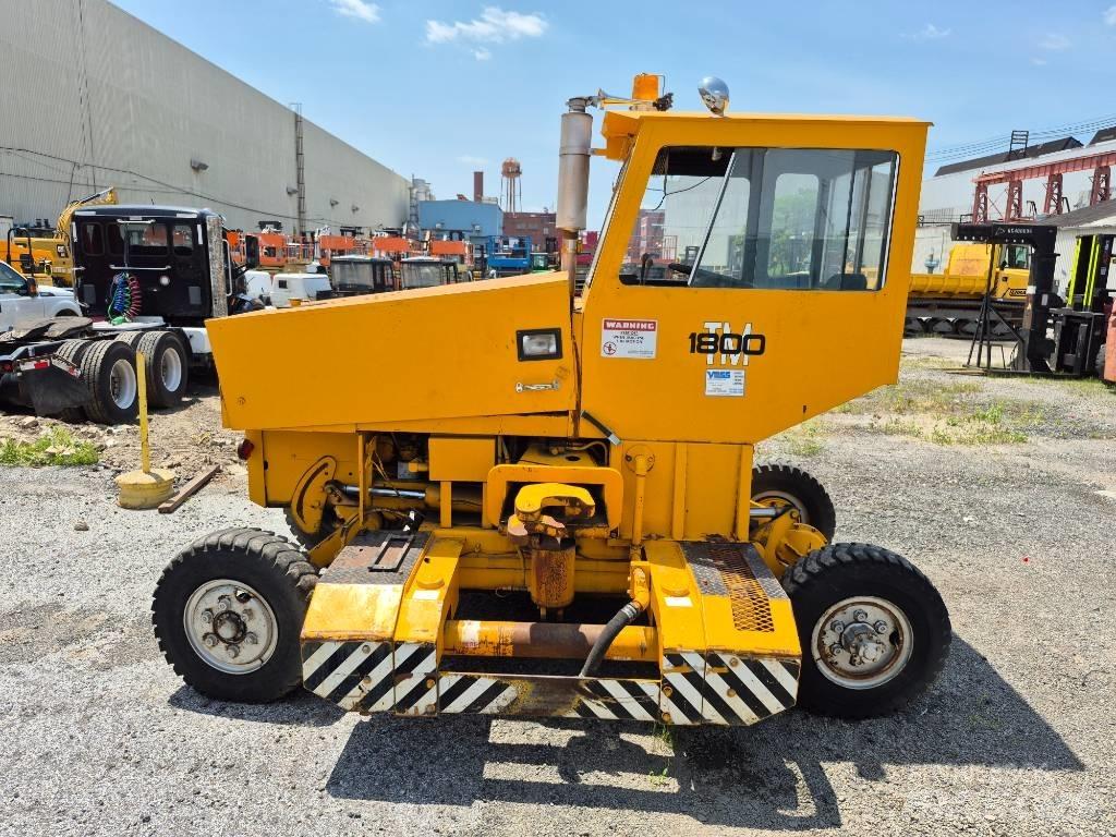  Trackmobile 1800 ماكينات منفعة عامة