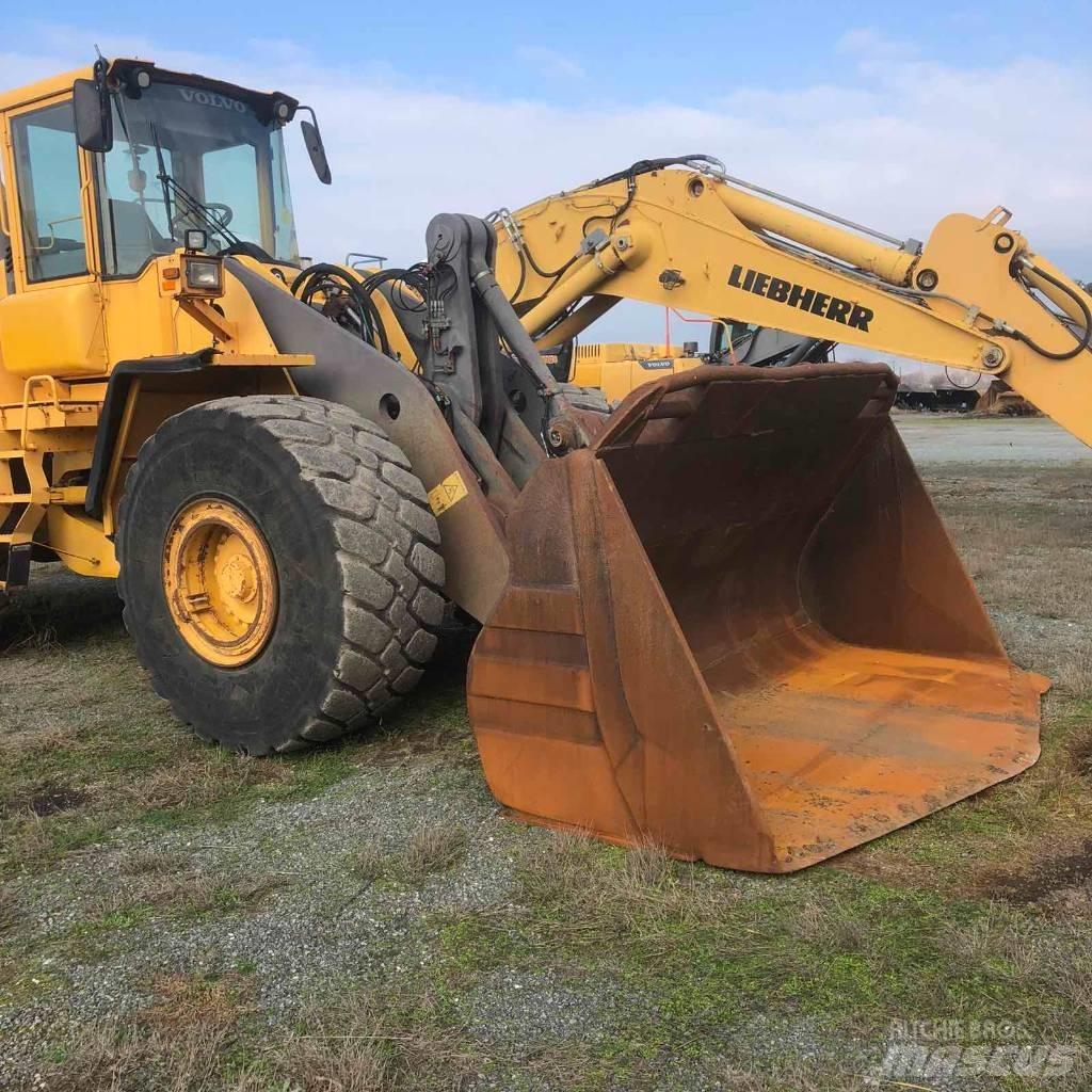 Volvo L180E لوادر بعجل