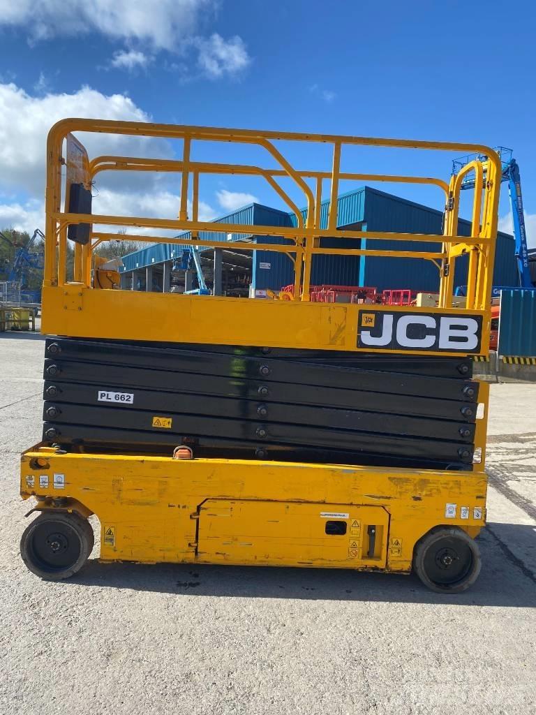 JCB S4550E رافعات مقصية الشكل