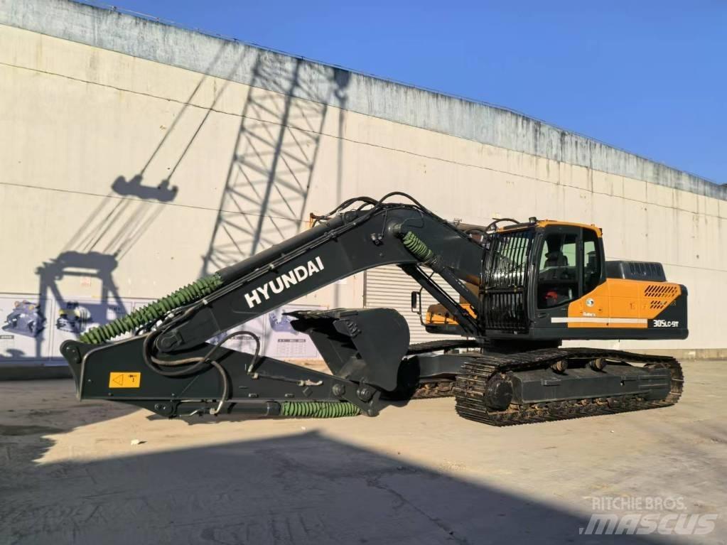 Hyundai R305LC-9T حفارات زحافة