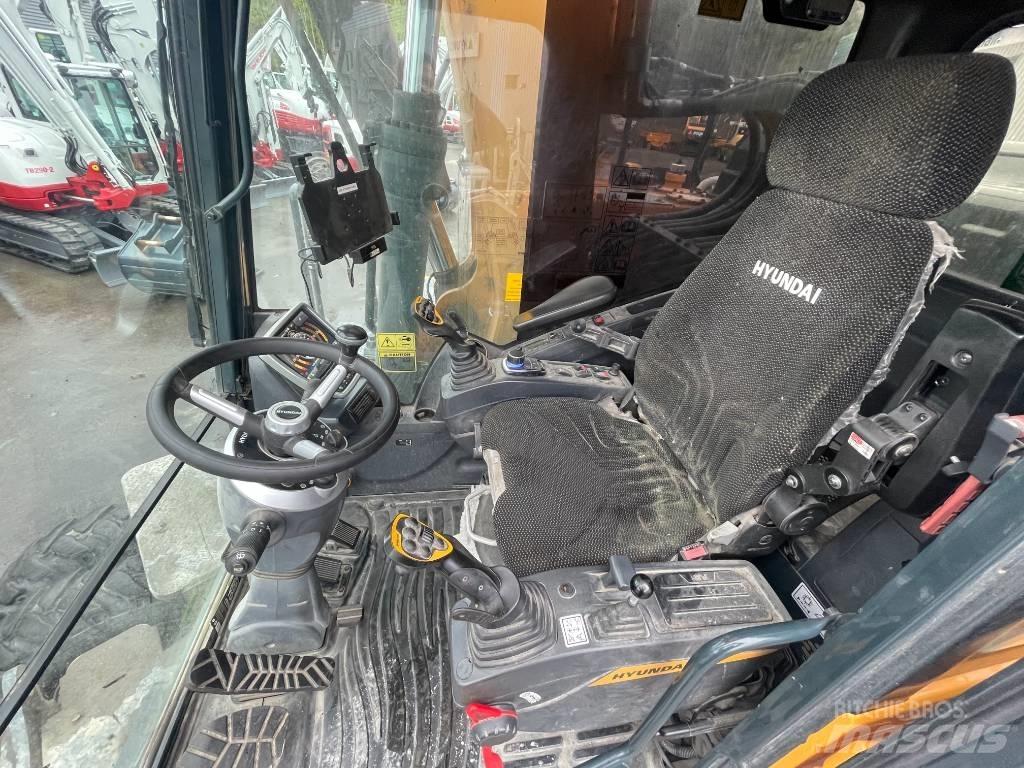 Hyundai HW160 حفارات بعجل