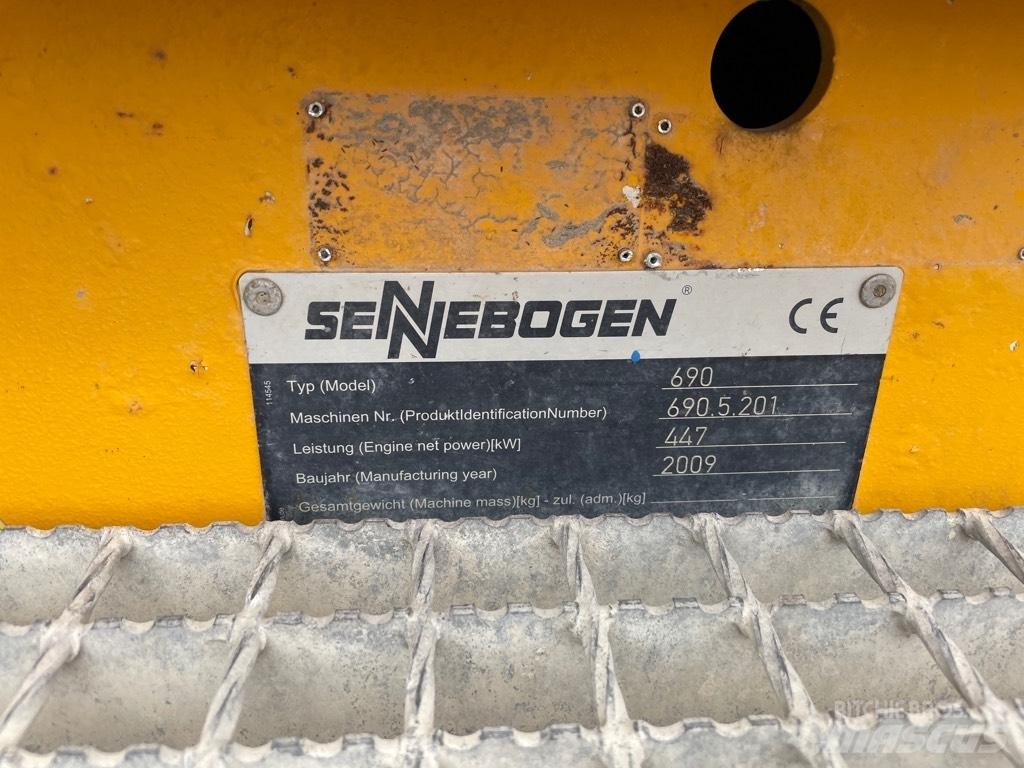 Sennebogen S 690 حفارات ساحبة