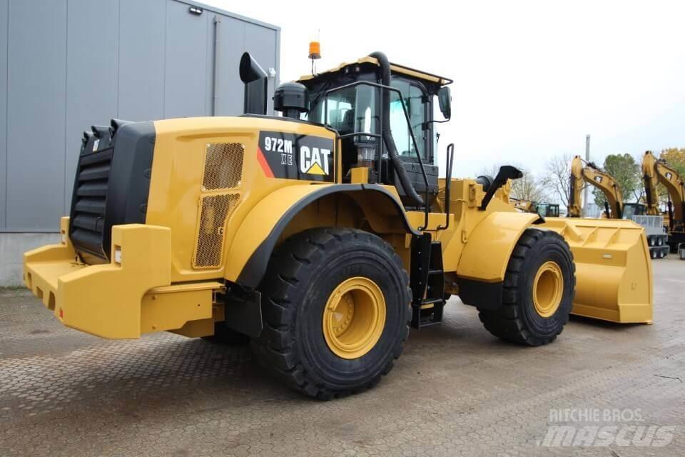 CAT 972 M XE لوادر بعجل