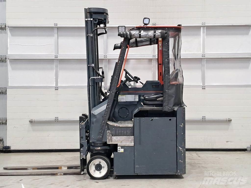 Combilift CBE2500 لوادر جانبية