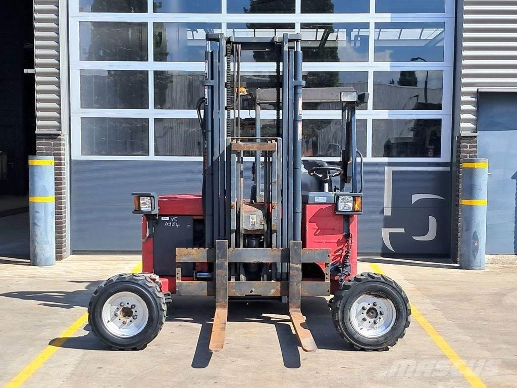 Moffett M4 20.4 رافعات شوكية مثبتة على شاحنات
