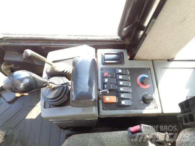 CAT 924 G II لوادر بعجل