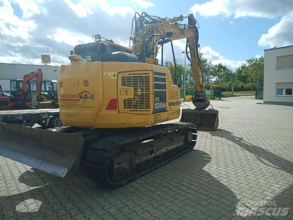 Komatsu PC 138US-11 حفارات زحافة