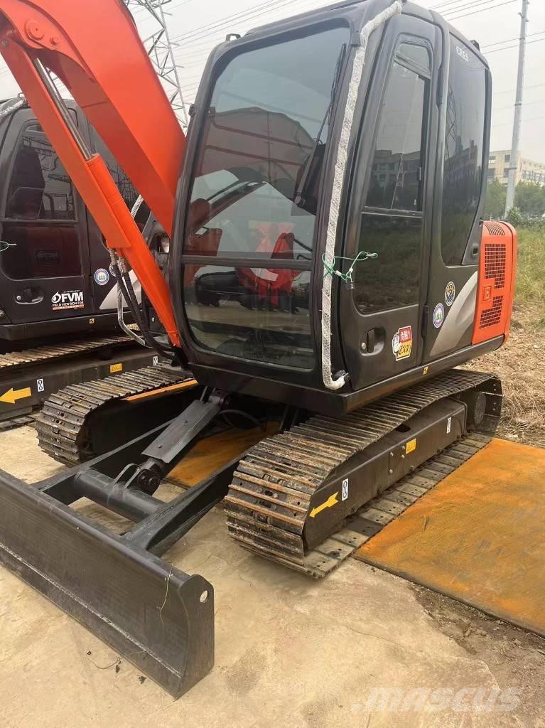 Hitachi ZX 60 حفارات صغيرة أقل من 7 طن (حفارات صغيرة)
