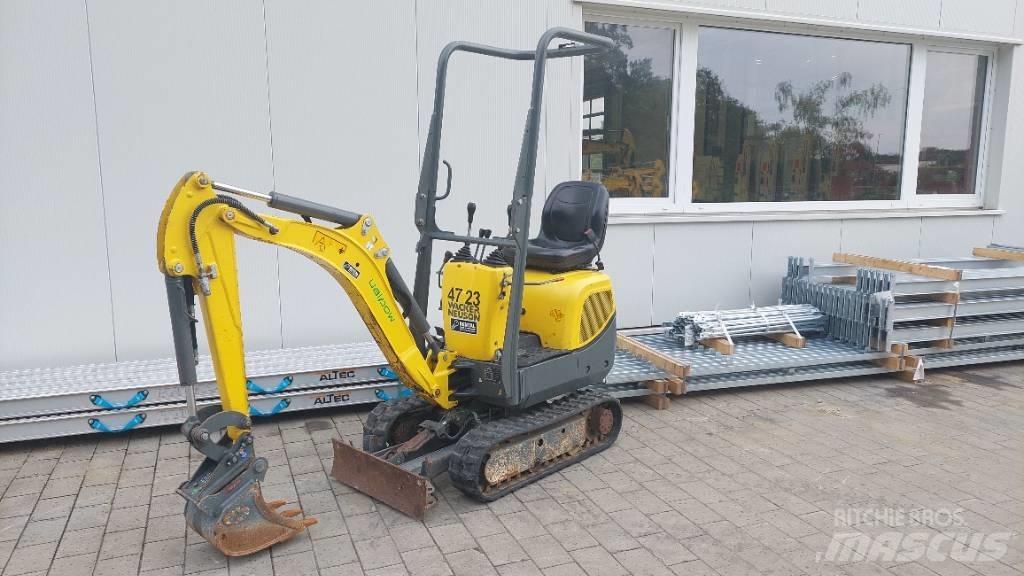 Wacker Neuson 803 حفارات زحافة