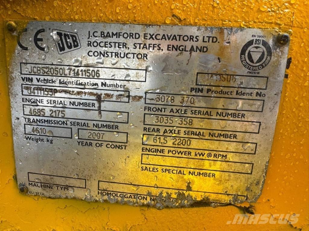 JCB 520-50 مناولات متداخلة