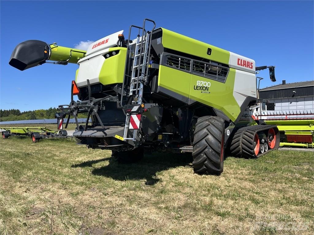 CLAAS Lexion 8700TT حصادات