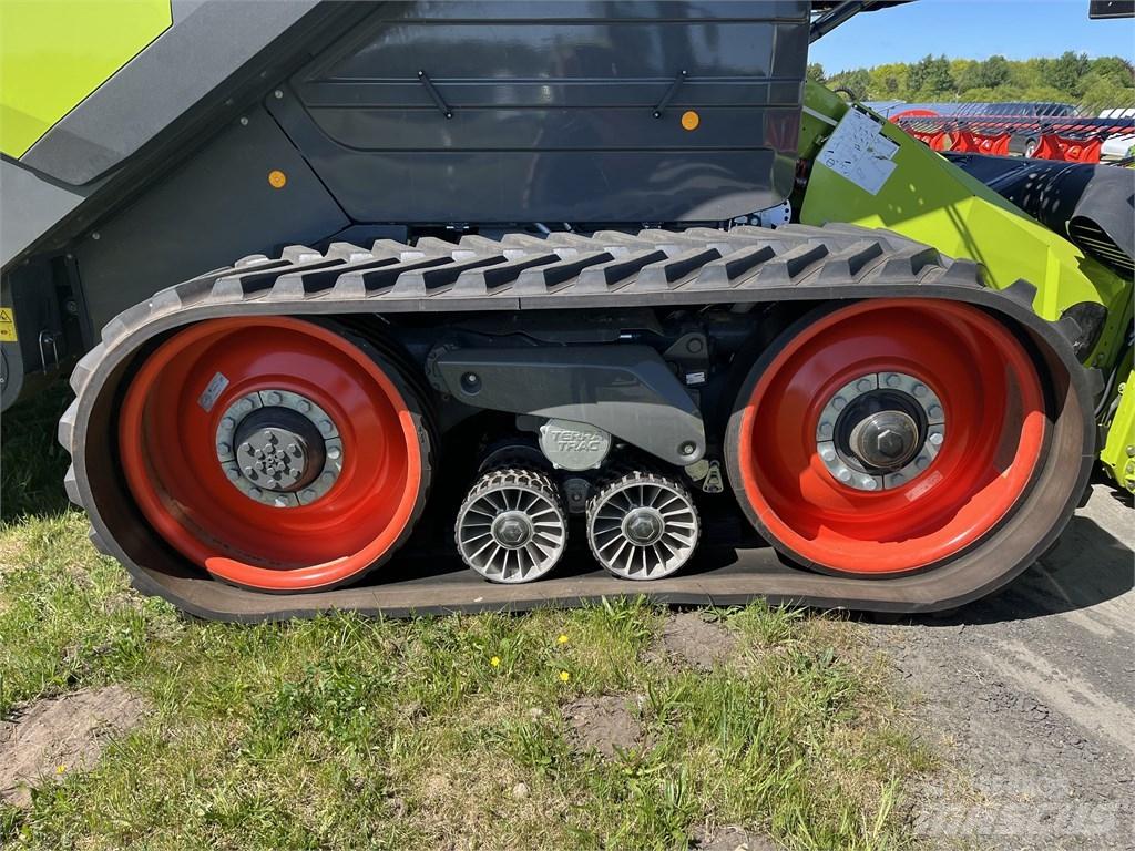 CLAAS Lexion 8700TT حصادات