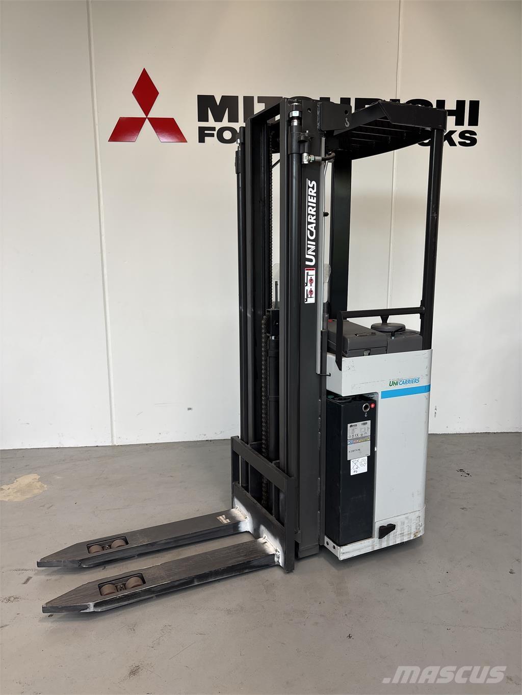 Atlet A160 شاحنات مناولة ذاتية الدفع