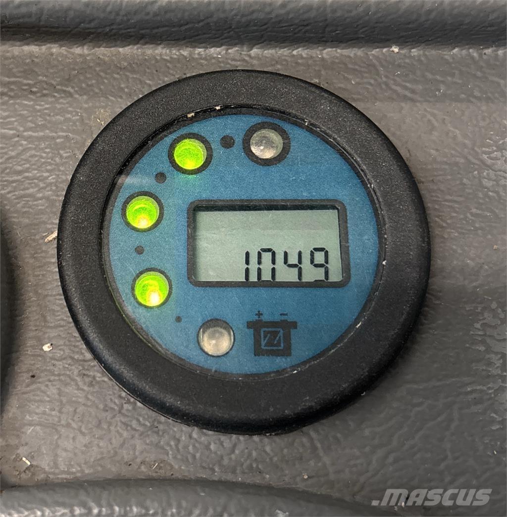 Atlet A160 شاحنات مناولة ذاتية الدفع