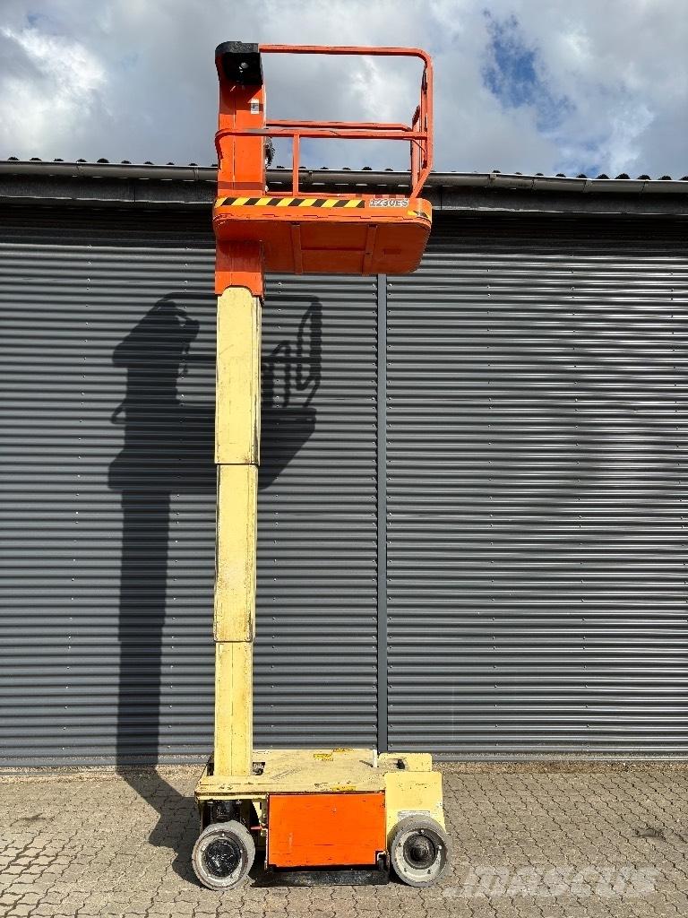 JLG 1230 ES رافعات السارية الرأسية