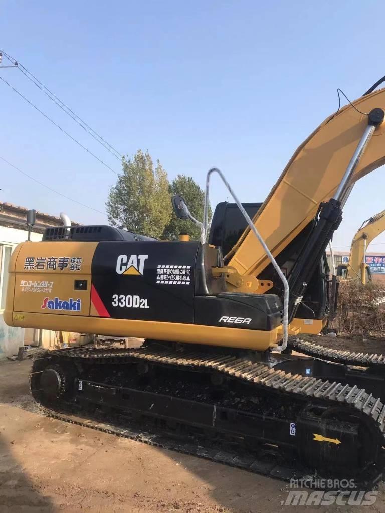 CAT 330 D حفارات زحافة