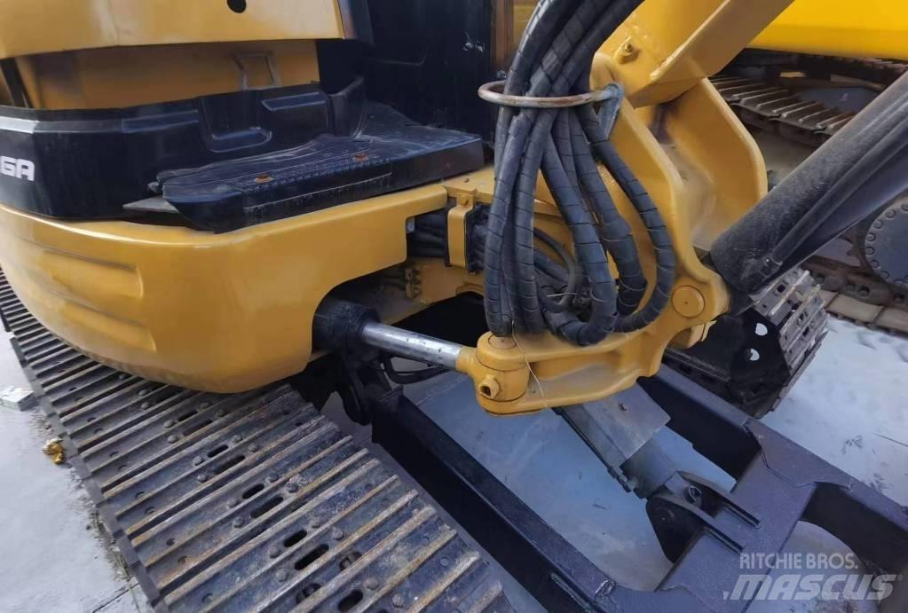 CAT 304 C حفارات صغيرة أقل من 7 طن (حفارات صغيرة)