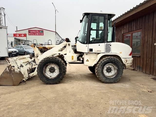 Volvo L 30 B لوادر بعجل