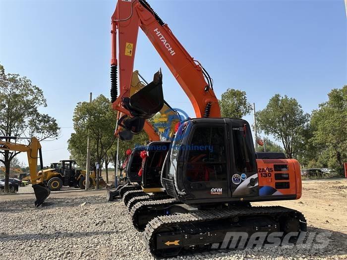Hitachi ZX 130 حفارات زحافة
